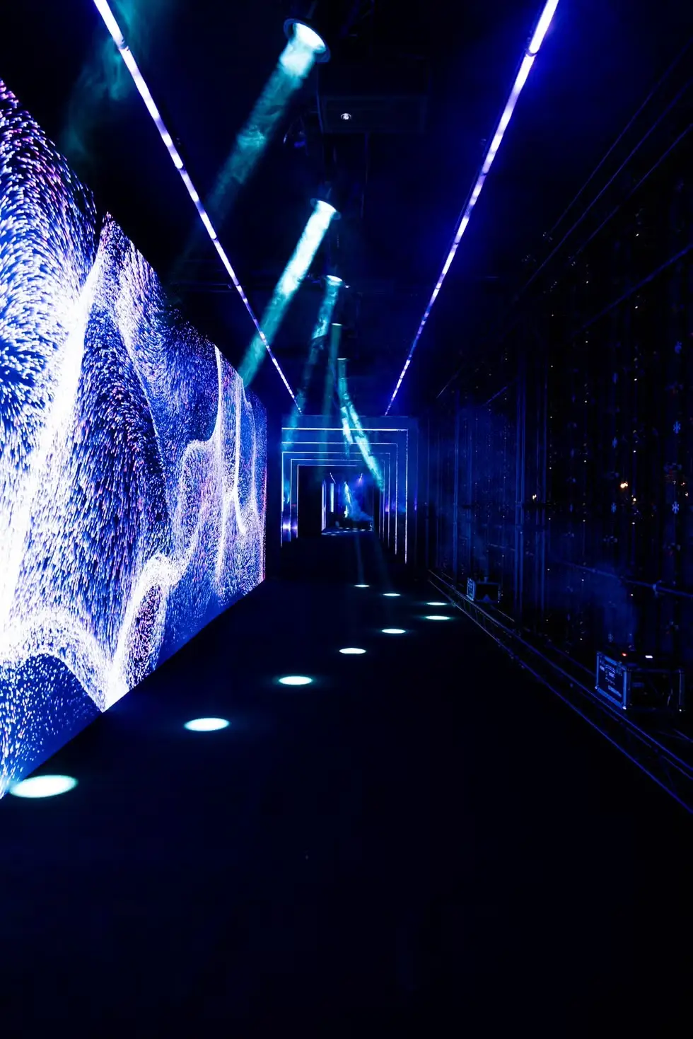 PLOOM AURA — 4